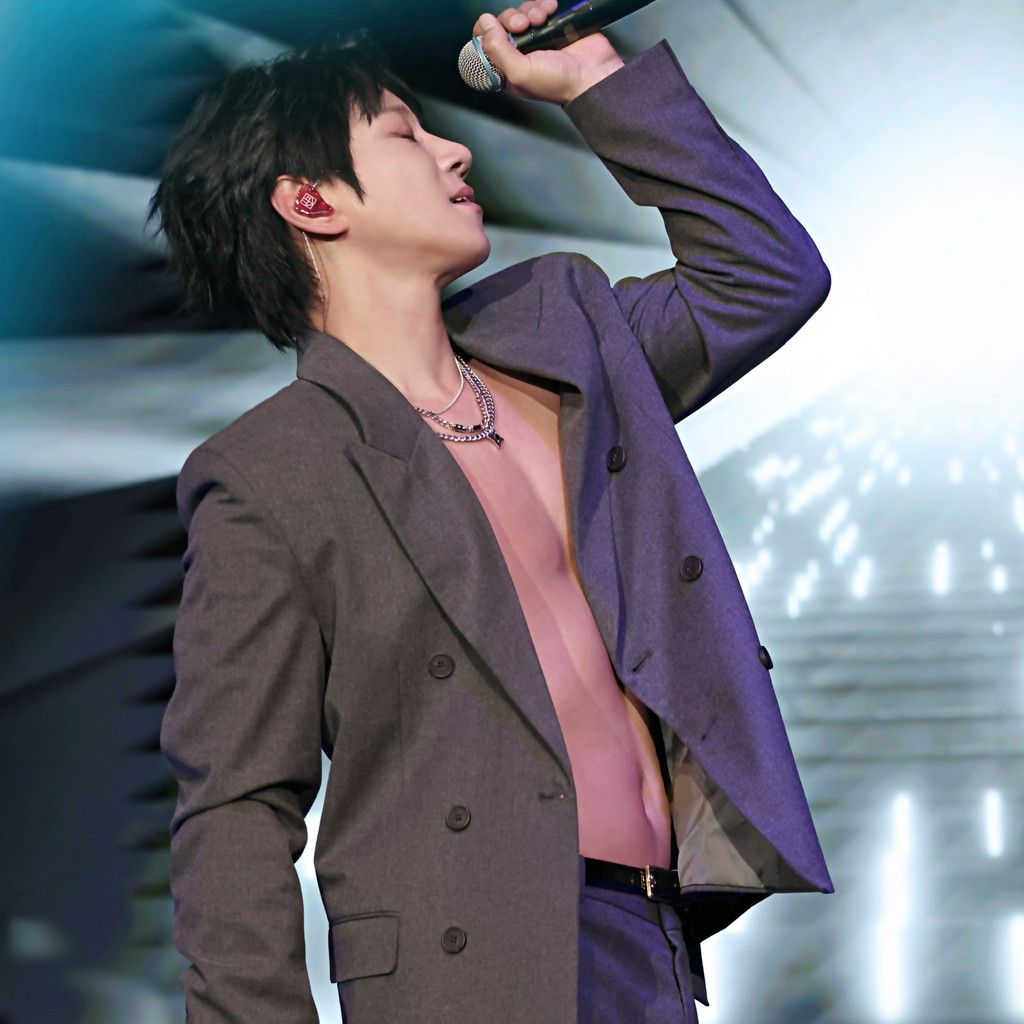 ファン・チヨルの最新写真