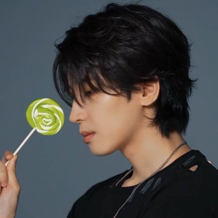 원우 (세븐틴) 최근 활동샷