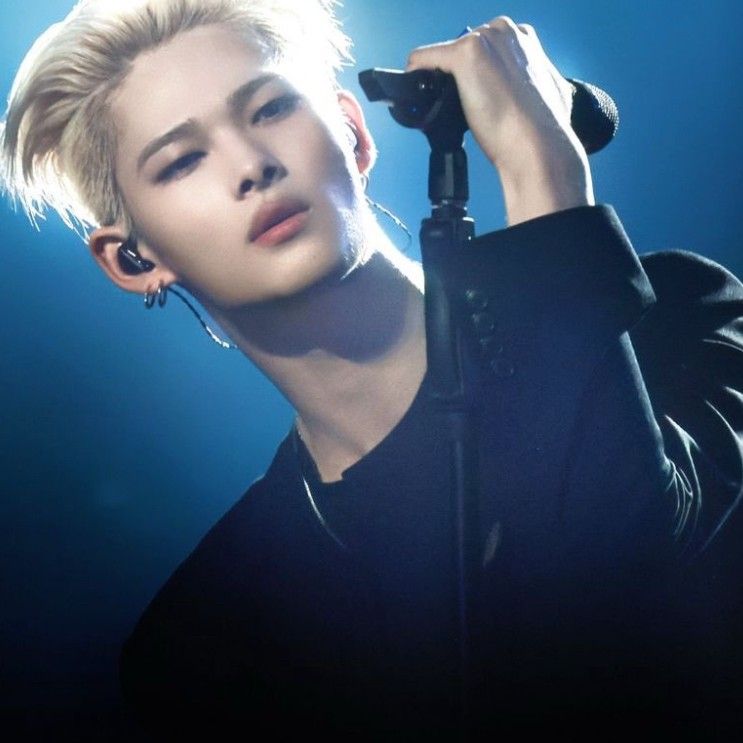 NI-KI (ENHYPEN)的幕後花絮