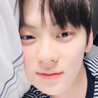 Foto terbaru Hwang Minhyun