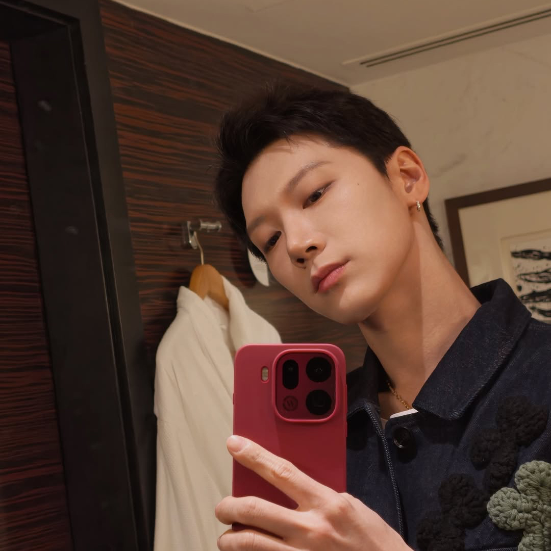 Foto terbaru TEN (WayV)