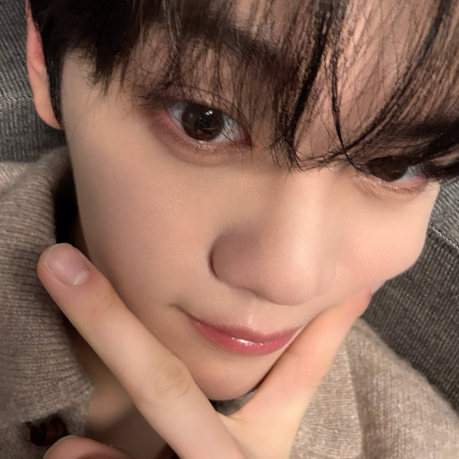 Behind-the-scenes cut of Kim Gyuvin (ZEROBASEONE)