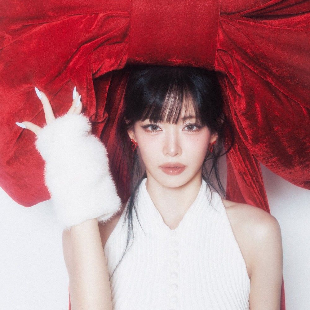 Latest photo of Lee Chaeyoung (fromis_9)