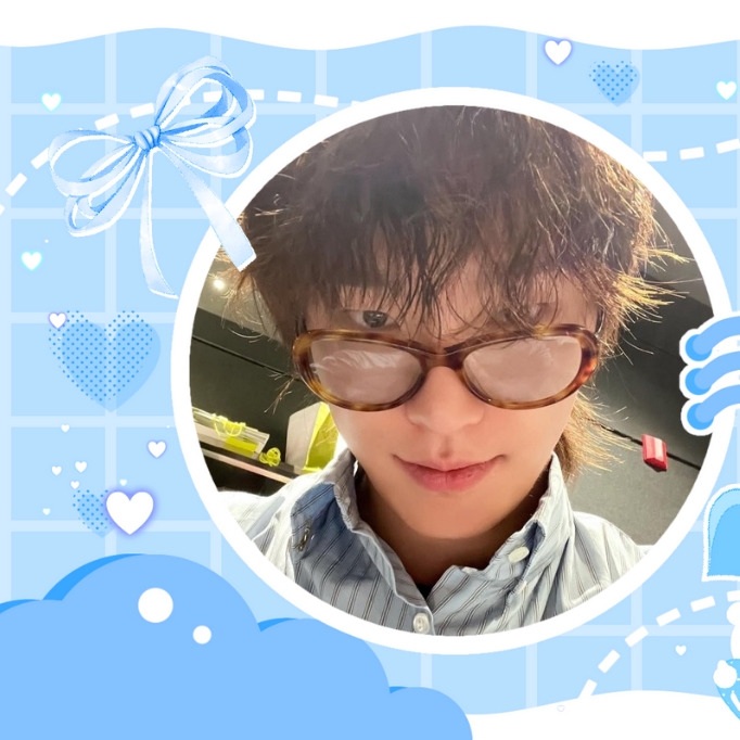 A moment captured by Dino (SEVENTEEN)'s fan