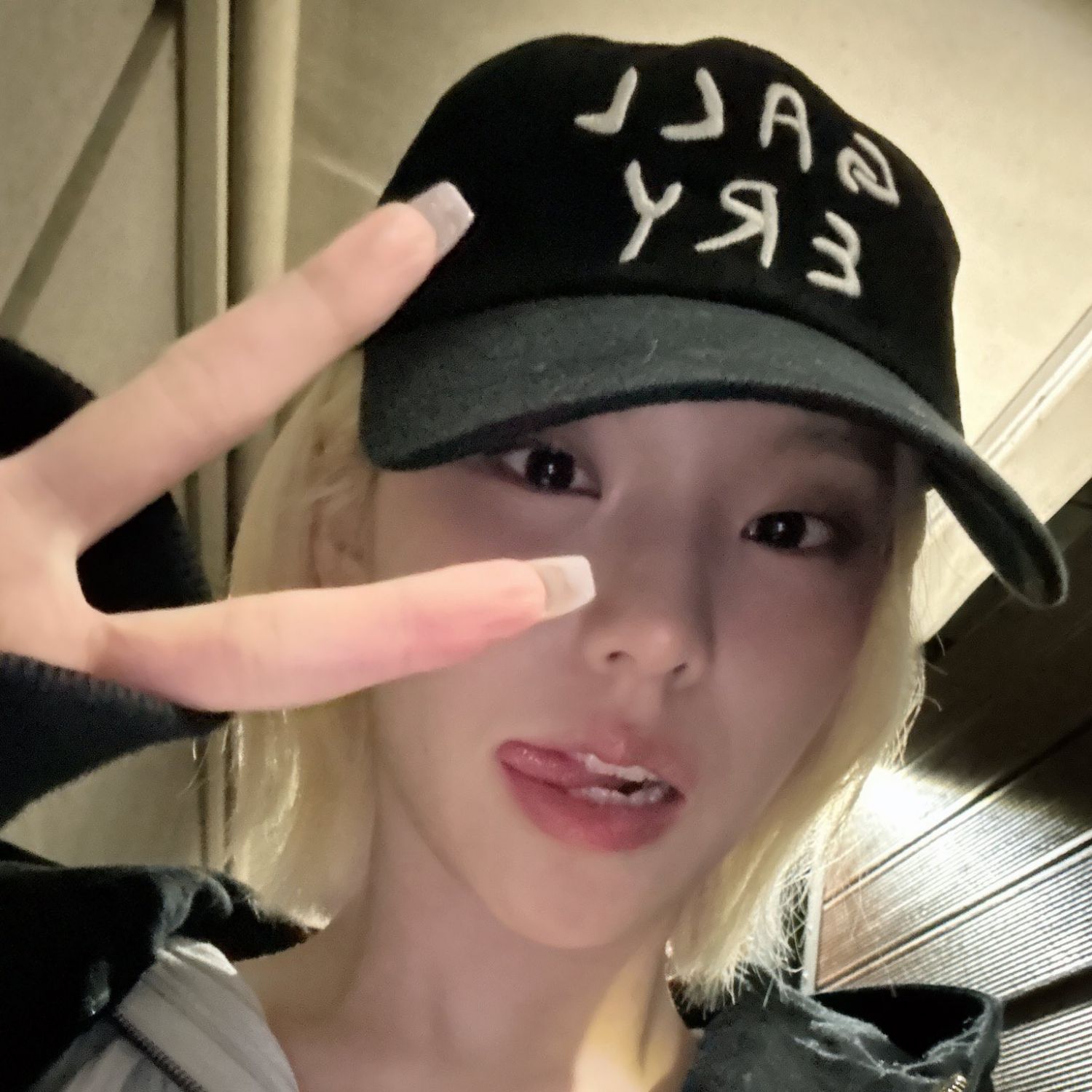 Recent activity shot of Yeji (ITZY)