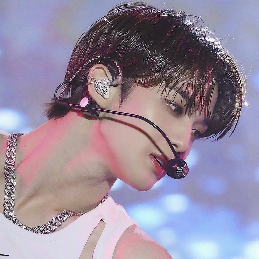Recent activity shot of Bae Jinyoung