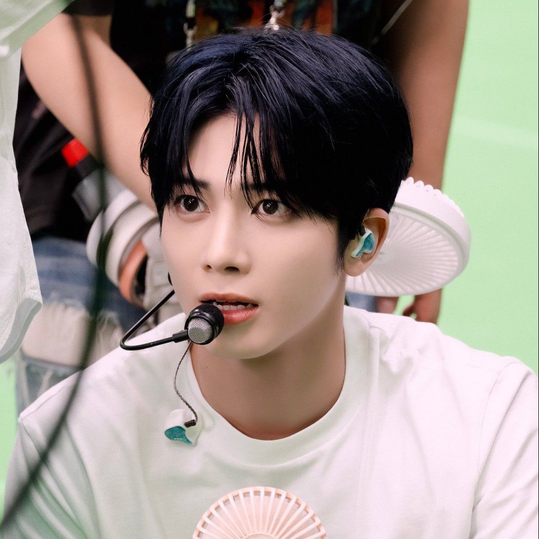 太显 (TOMORROW X TOGETHER)的最新活动照片