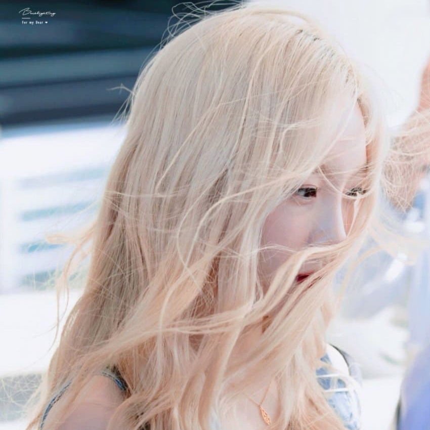 Recent activity shot of Taeyeon (Girls' Generation)