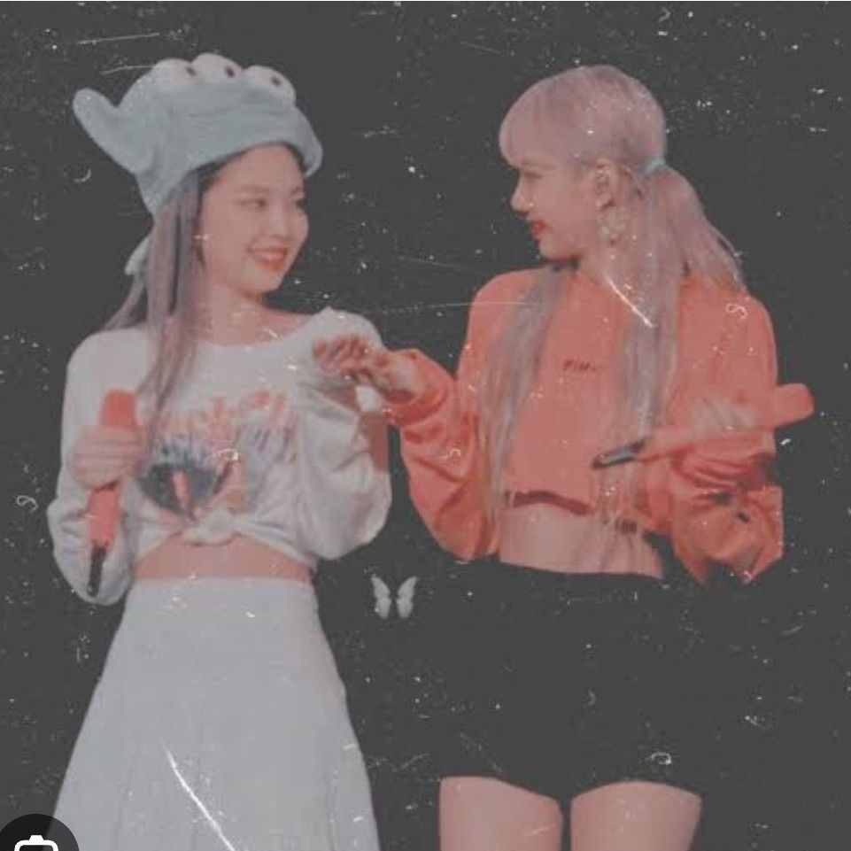Latest photo of Lisa (BLACKPINK)