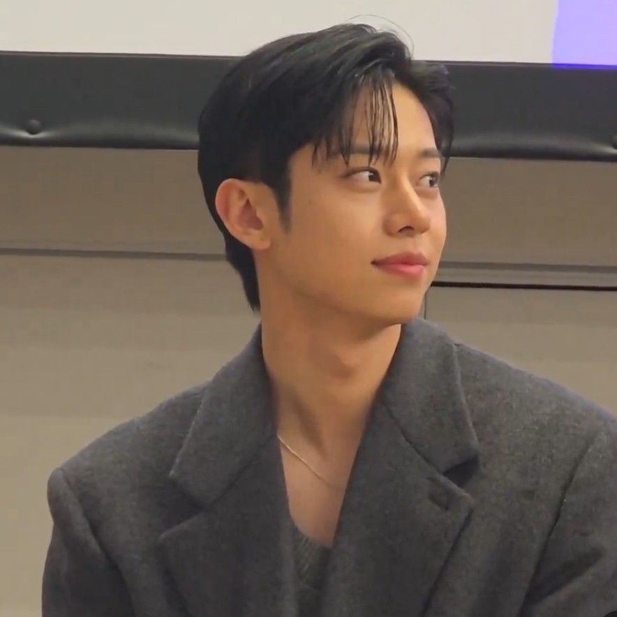 Recent activity shot of Kim Donghyun (AB6IX)