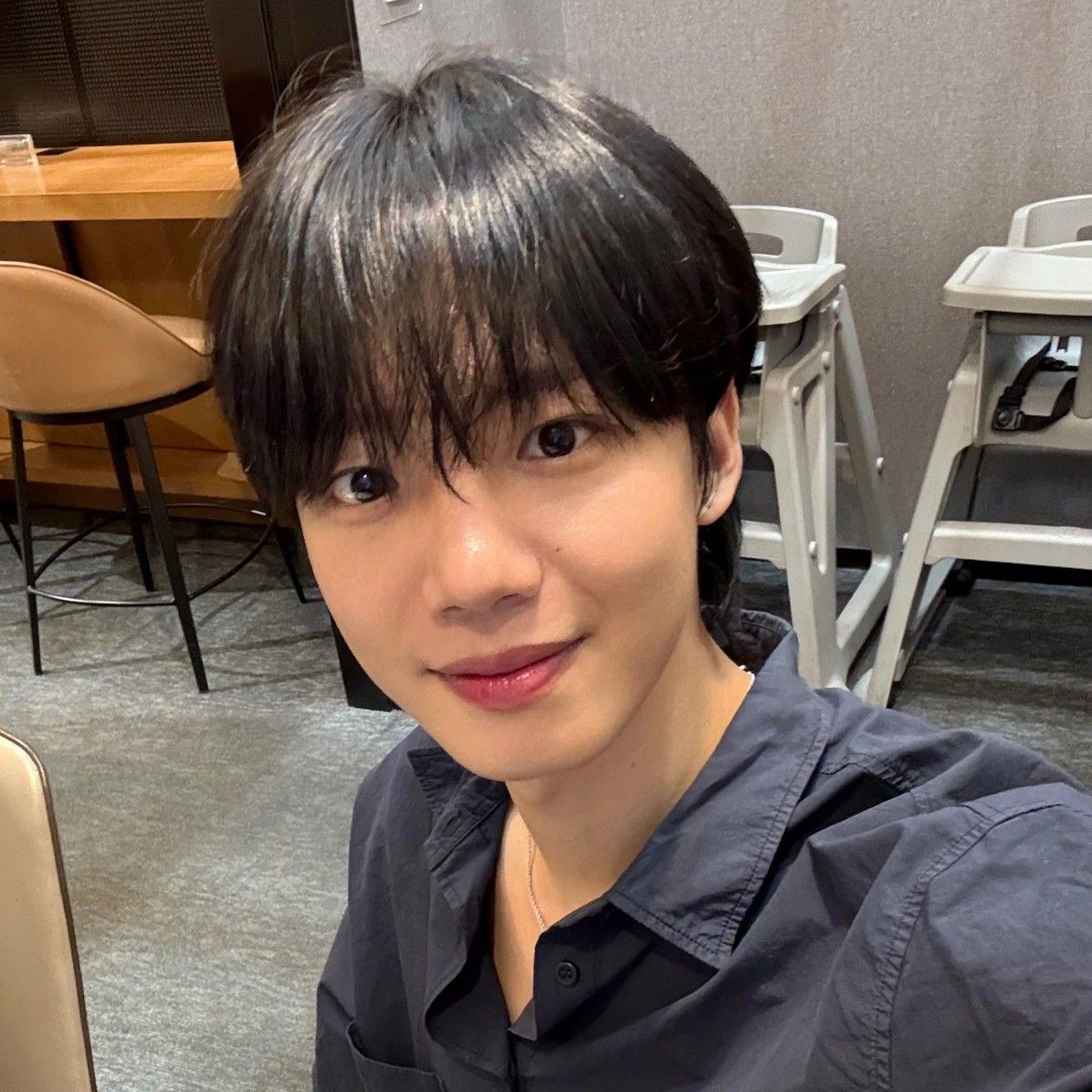 Behind-the-scenes cut of Lim Youngmin