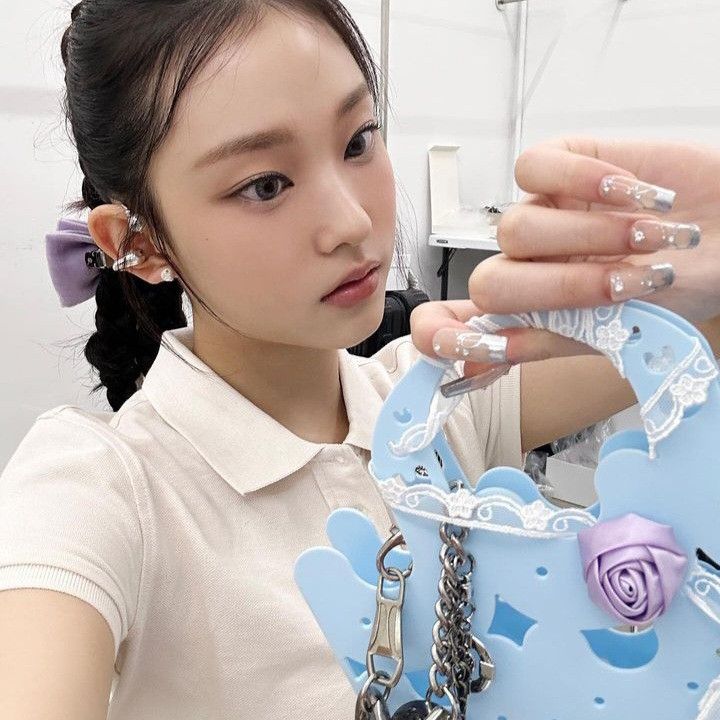 ヘリン (NewJeans)の最近の活動写真