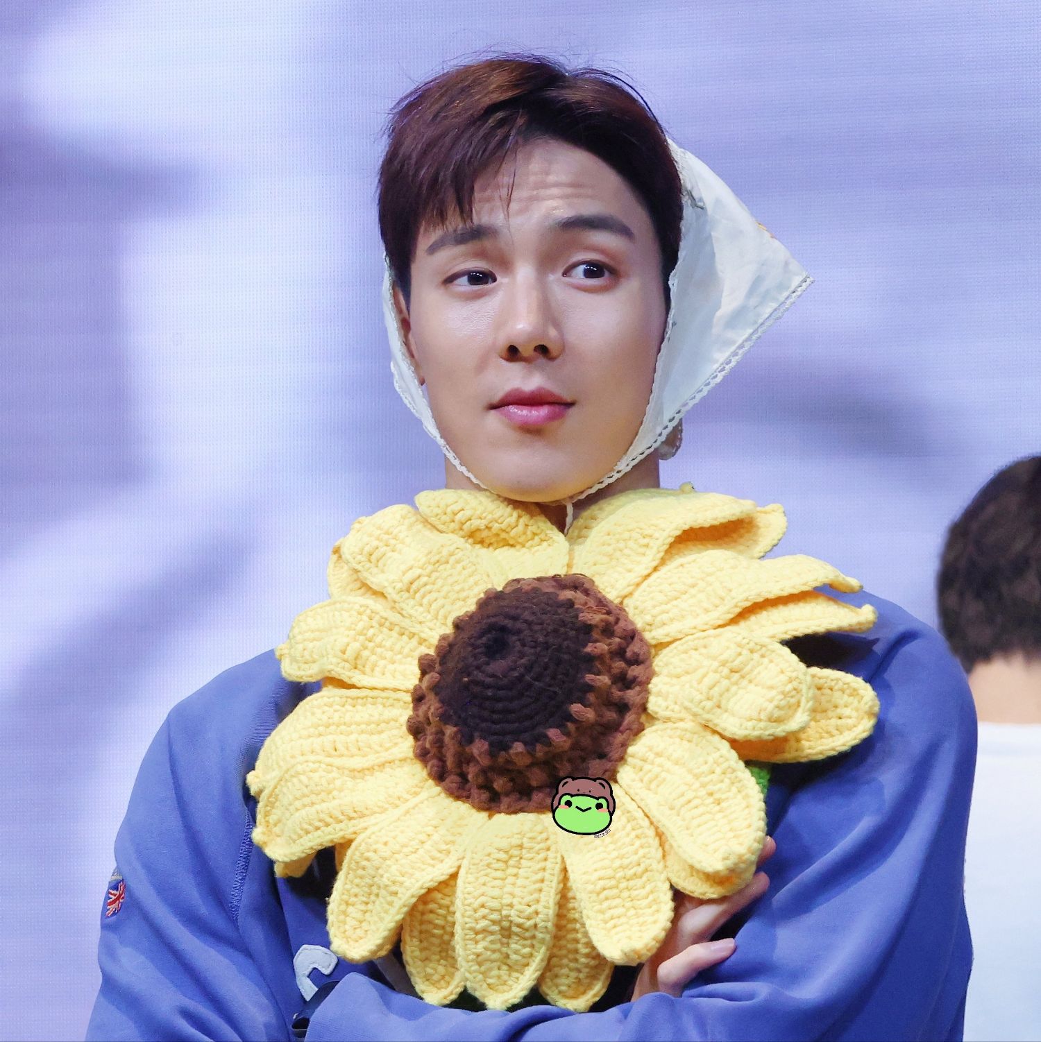 Behind-the-scenes cut of Shownu (MONSTA X)