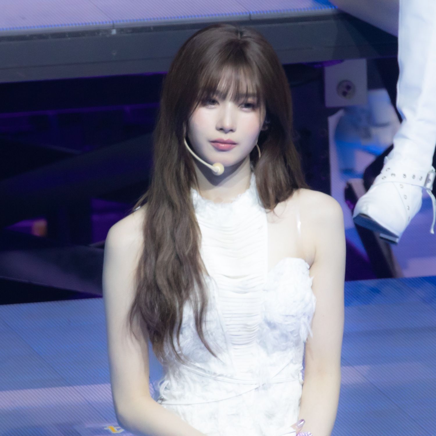 사나 (TWICE)의 비하인드 컷