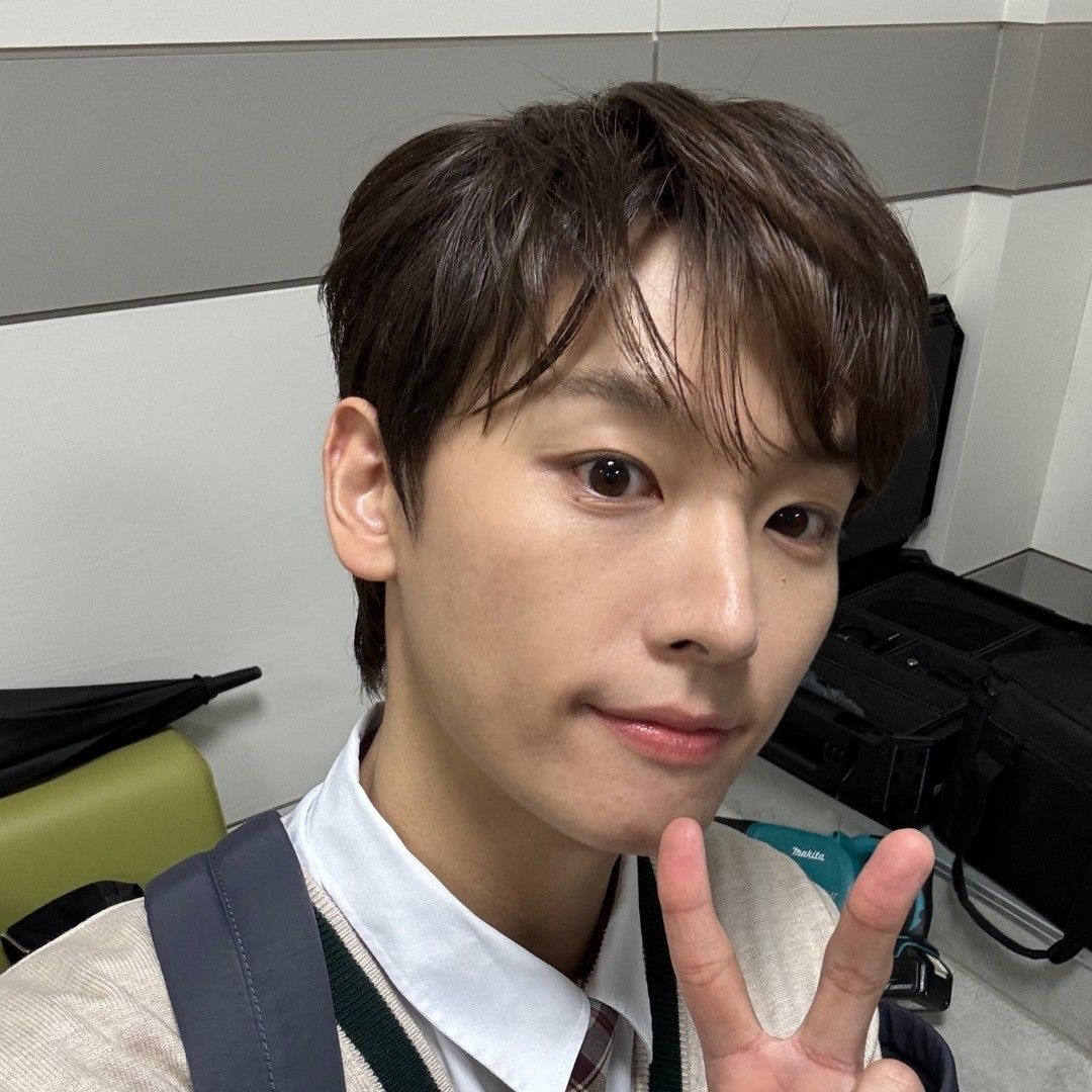 Behind-the-scenes cut of Inseong (SF9)