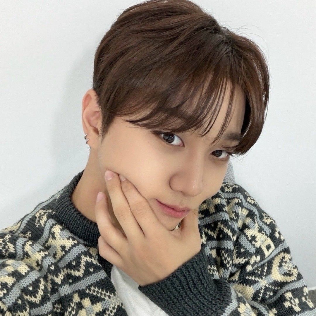 Recent activity shot of Hong Joochan (GoldenChild)