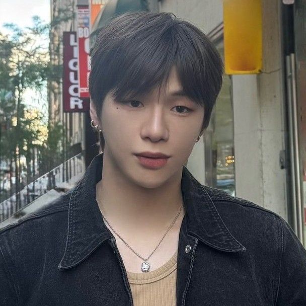 Latest photo of Kang Daniel