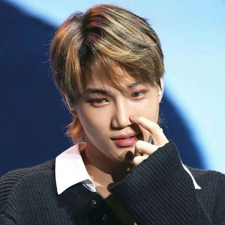 Kai (EXO)的最新照片