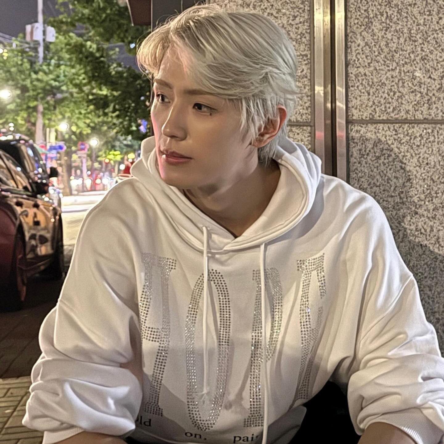 Behind-the-scenes cut of Yonghee (CIX)