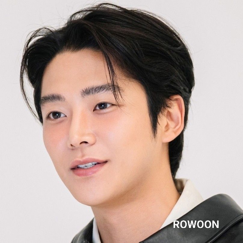 로운의 최신 사진