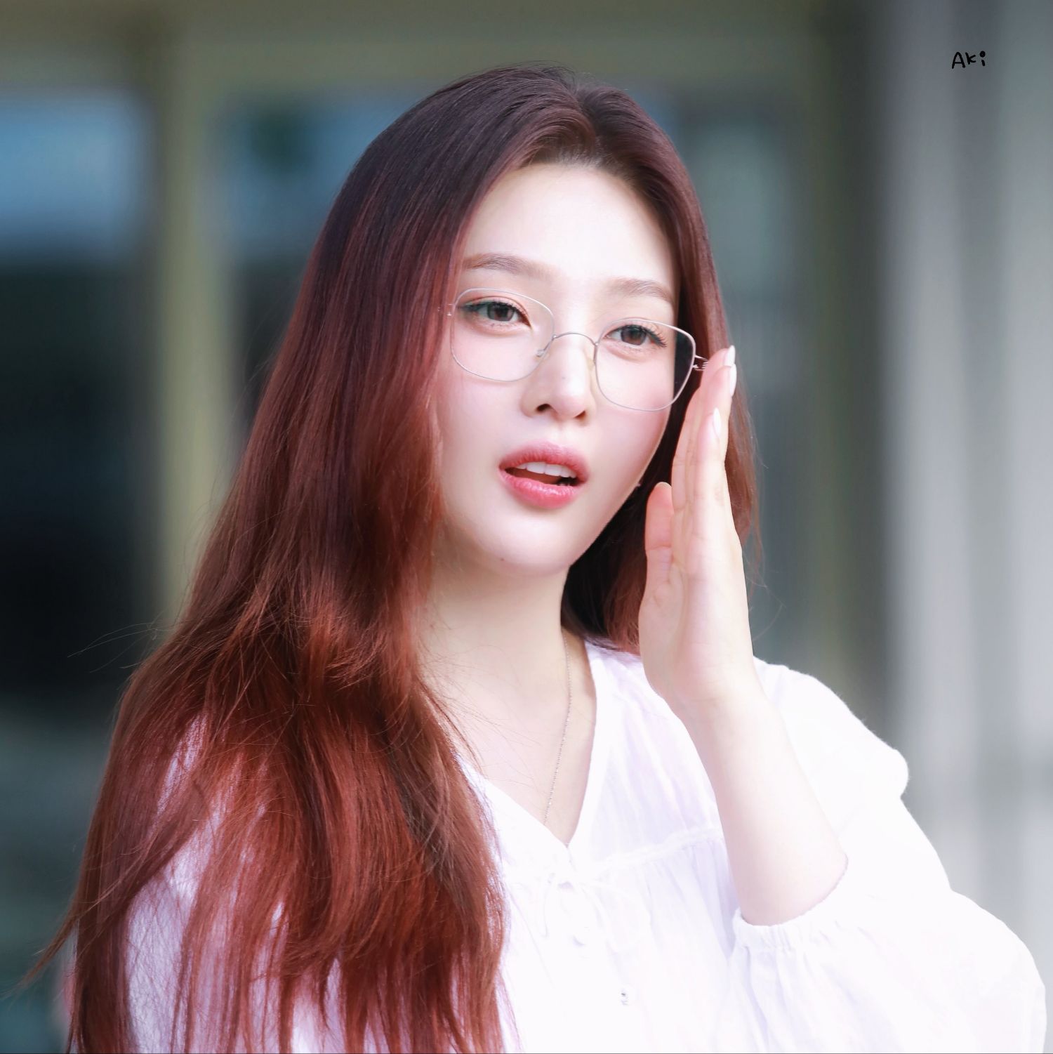 Behind-the-scenes cut of Joy (Red Velvet)