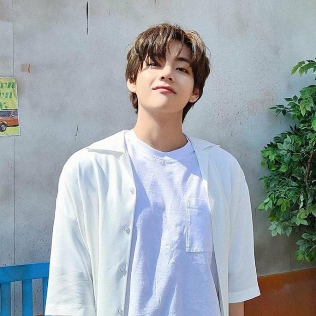 V (BTS)の最近の活動写真