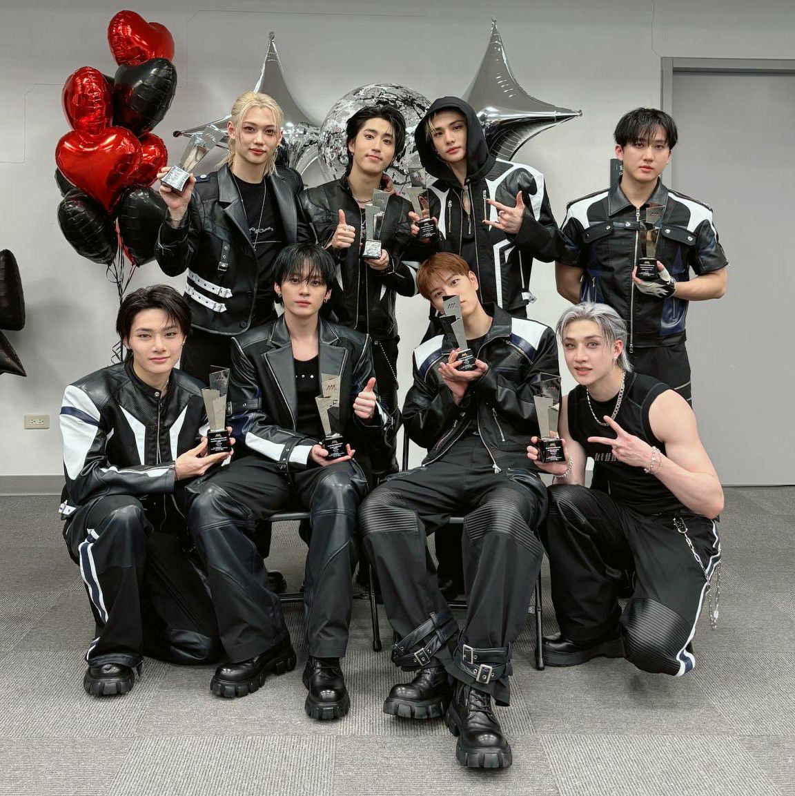 Must-see popular post of 현진 (Stray Kids), your favorite