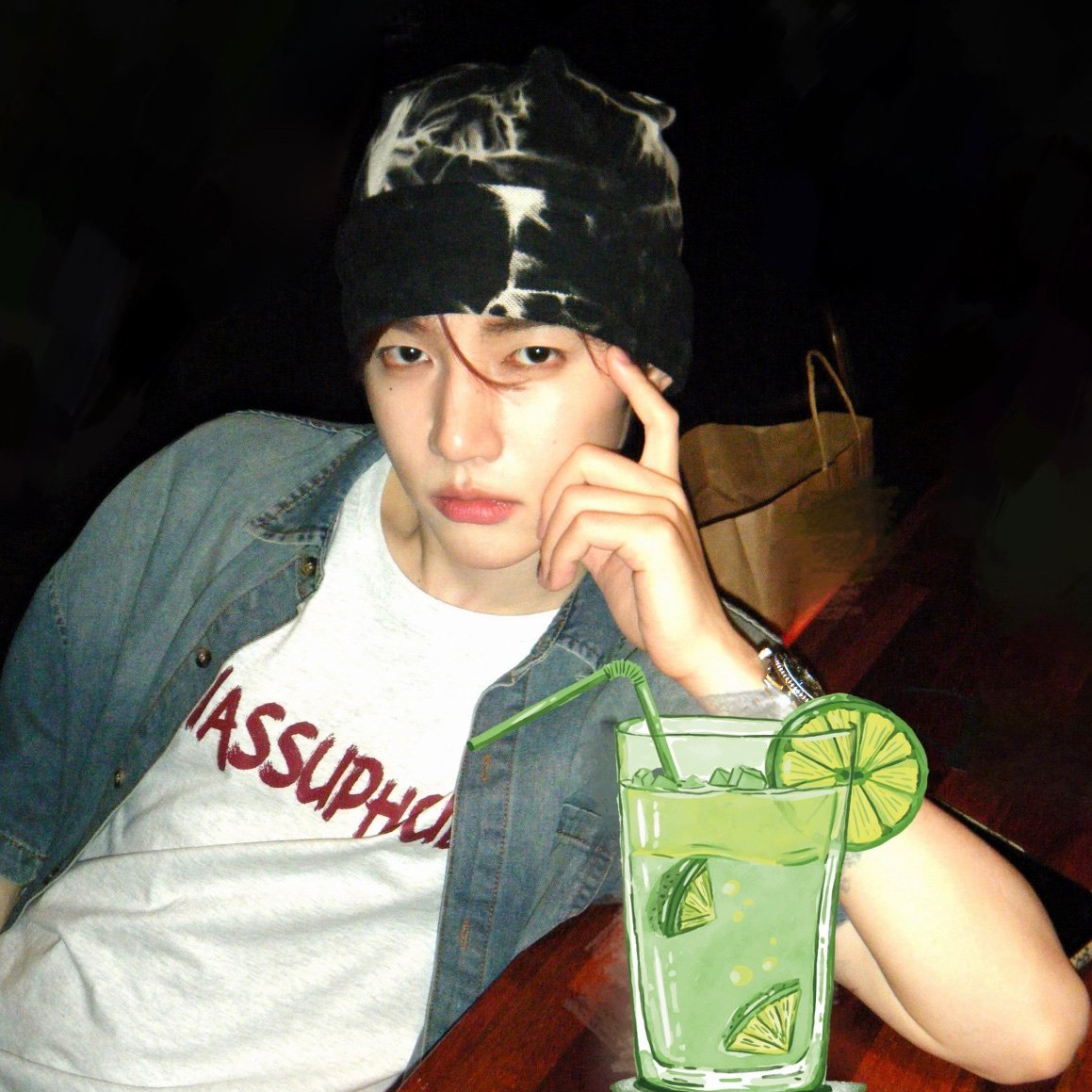 Behind-the-scenes cut of Zhang Hao (ZEROBASEONE)