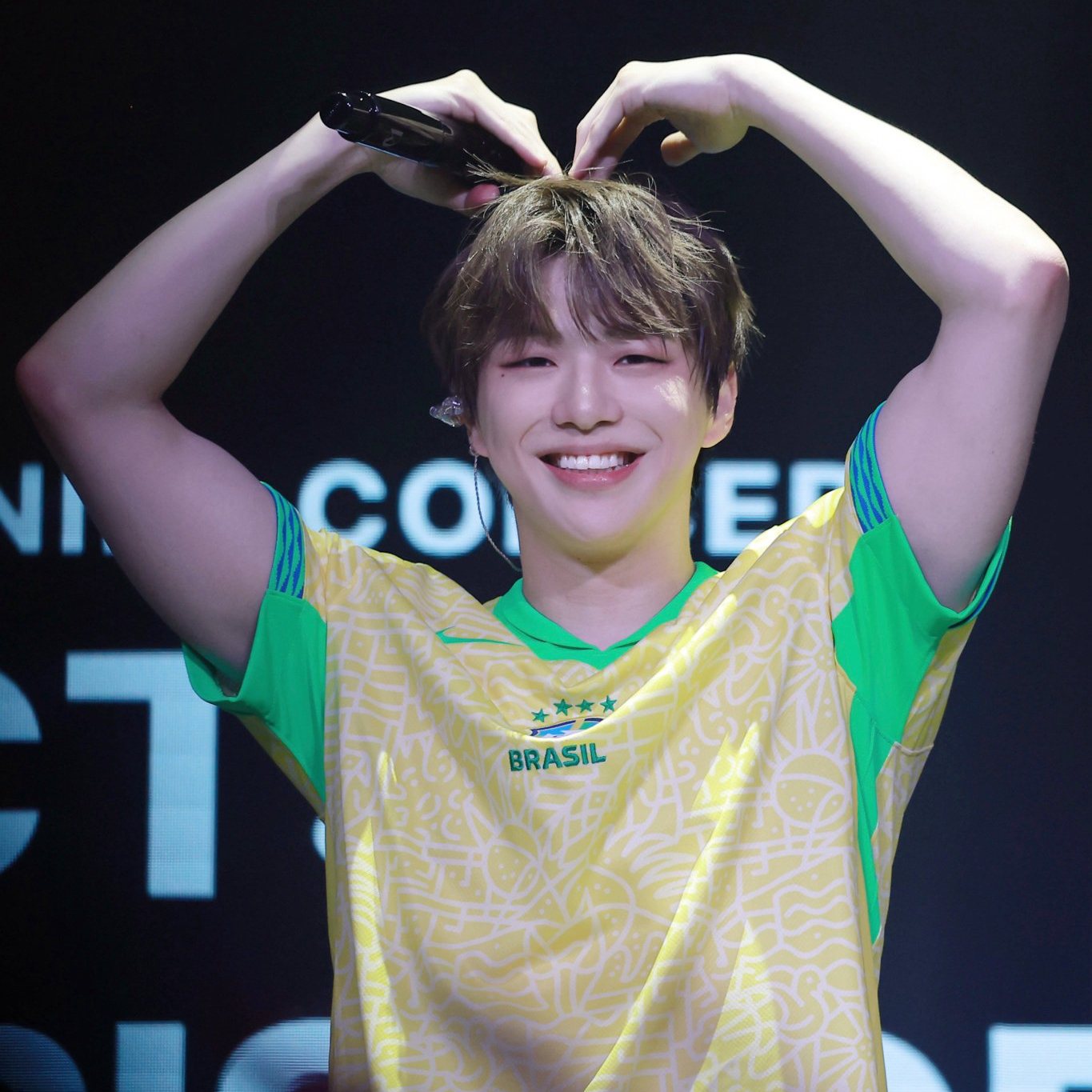 강다니엘의 최신 사진