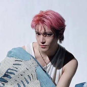 A moment captured by Taeyong (NCT 127)'s fan