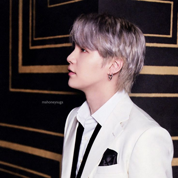 Potret di balik layar SUGA (BTS)