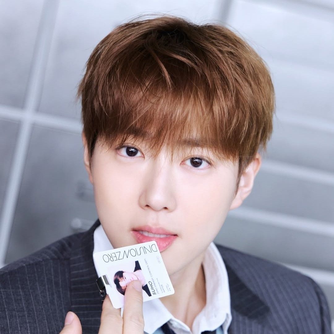 Behind-the-scenes cut of Suho (EXO)