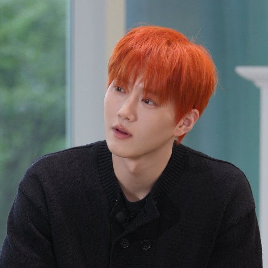수호 (EXO)의 비하인드 컷
