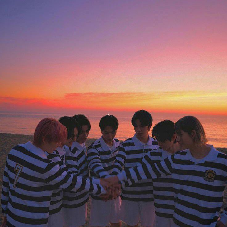 ENHYPEN의 최신 사진