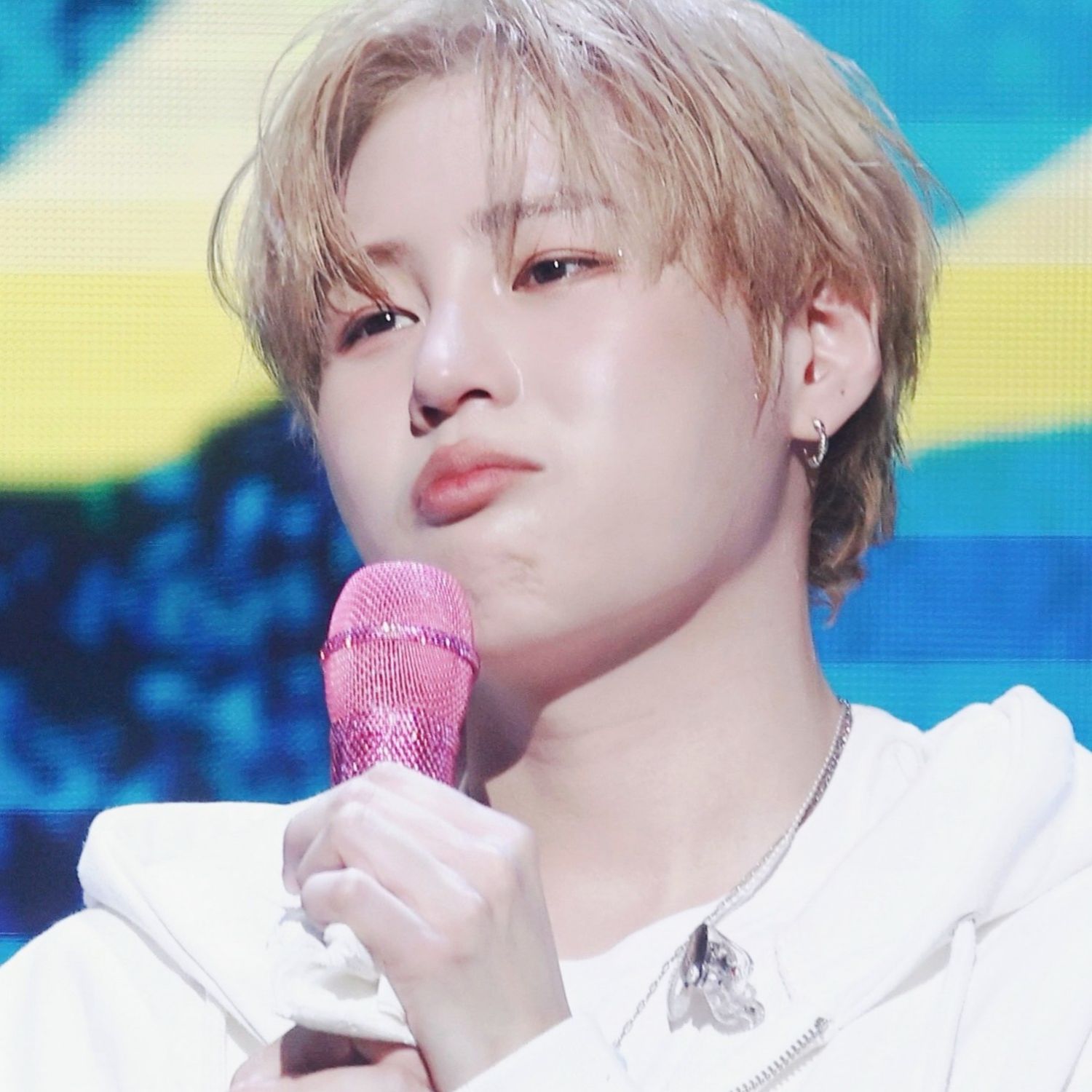 Latest photo of Ha Sungwoon