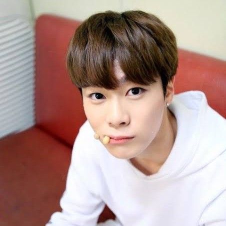 Behind-the-scenes cut of Moonbin (ASTRO)