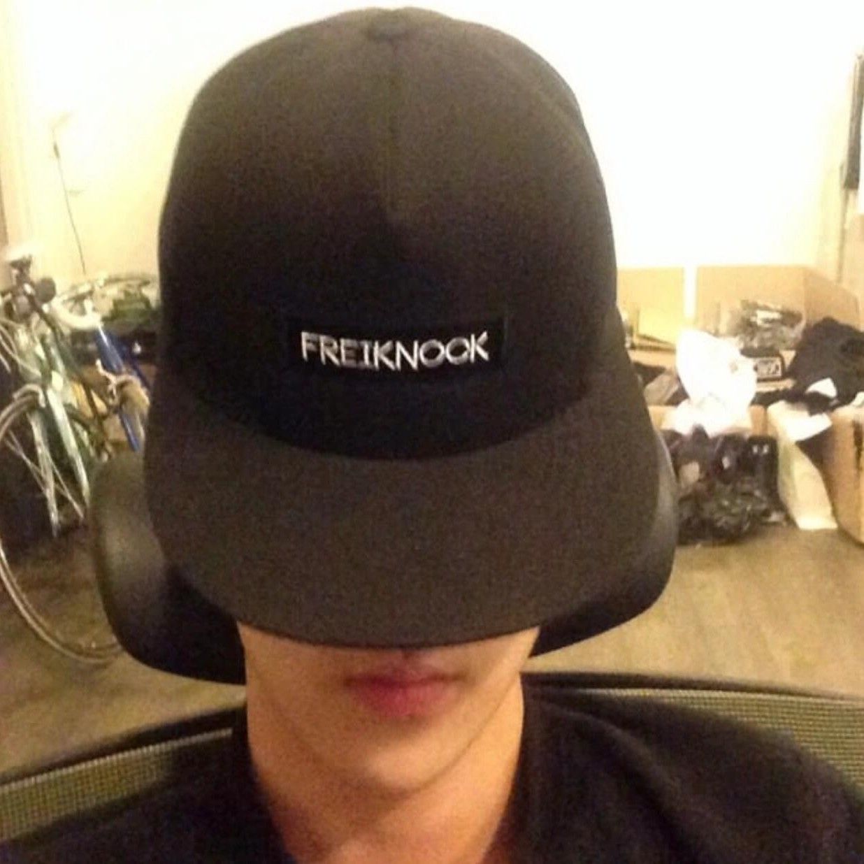 Behind-the-scenes cut of Sehun (EXO)