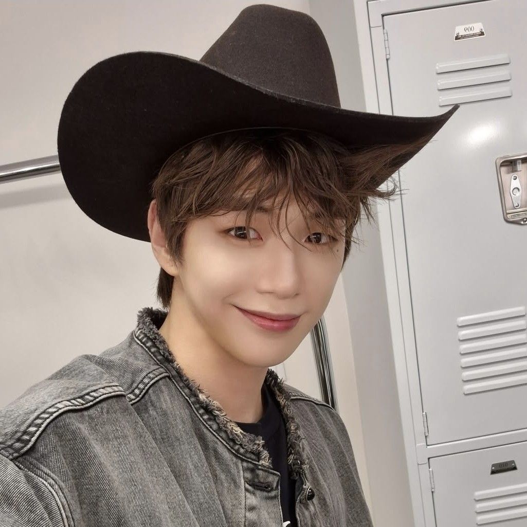 Recent activity shot of Kang Daniel