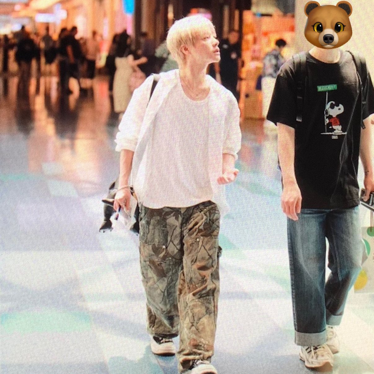 A moment captured by JAY (iKON)'s fan