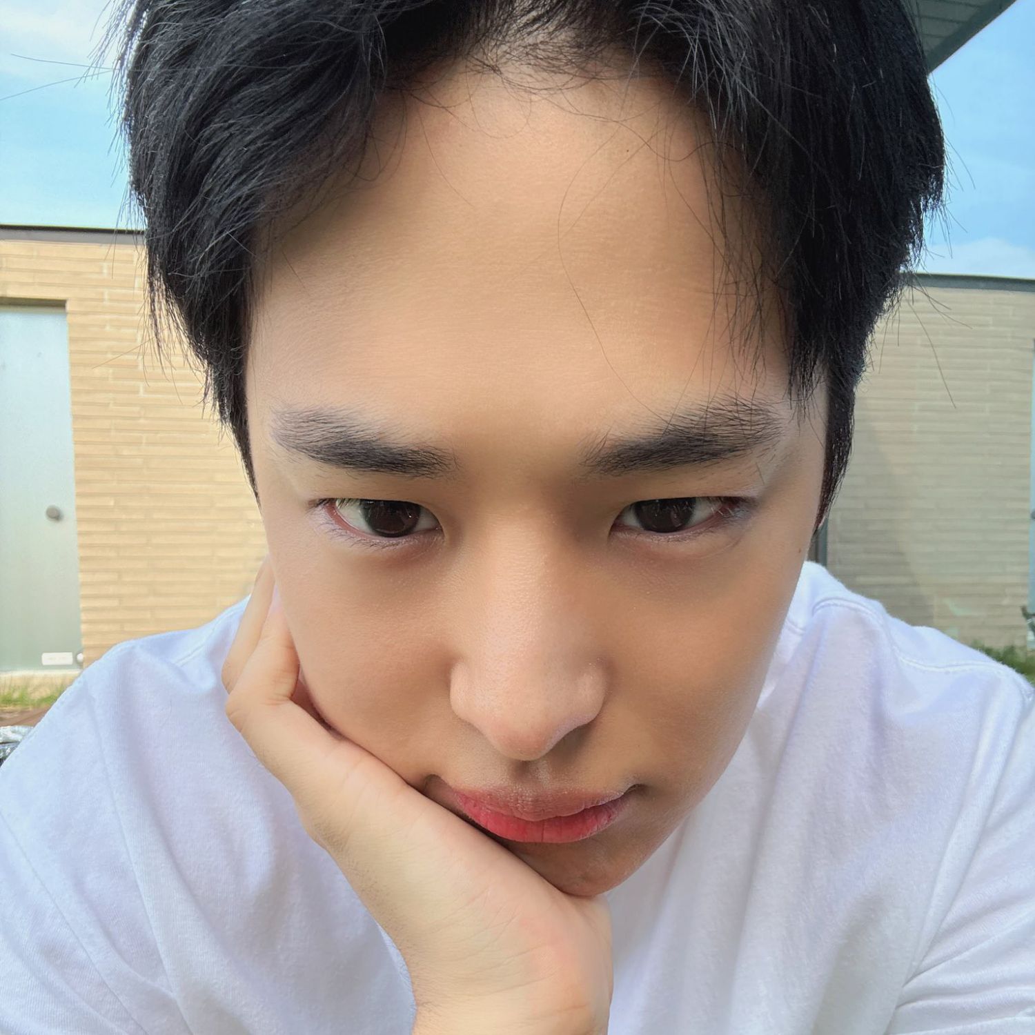 Behind-the-scenes cut of Choi Byungchan