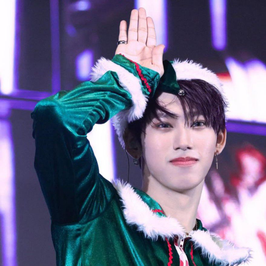 A moment captured by Exxi (SEVENTOEIGHT)'s fan