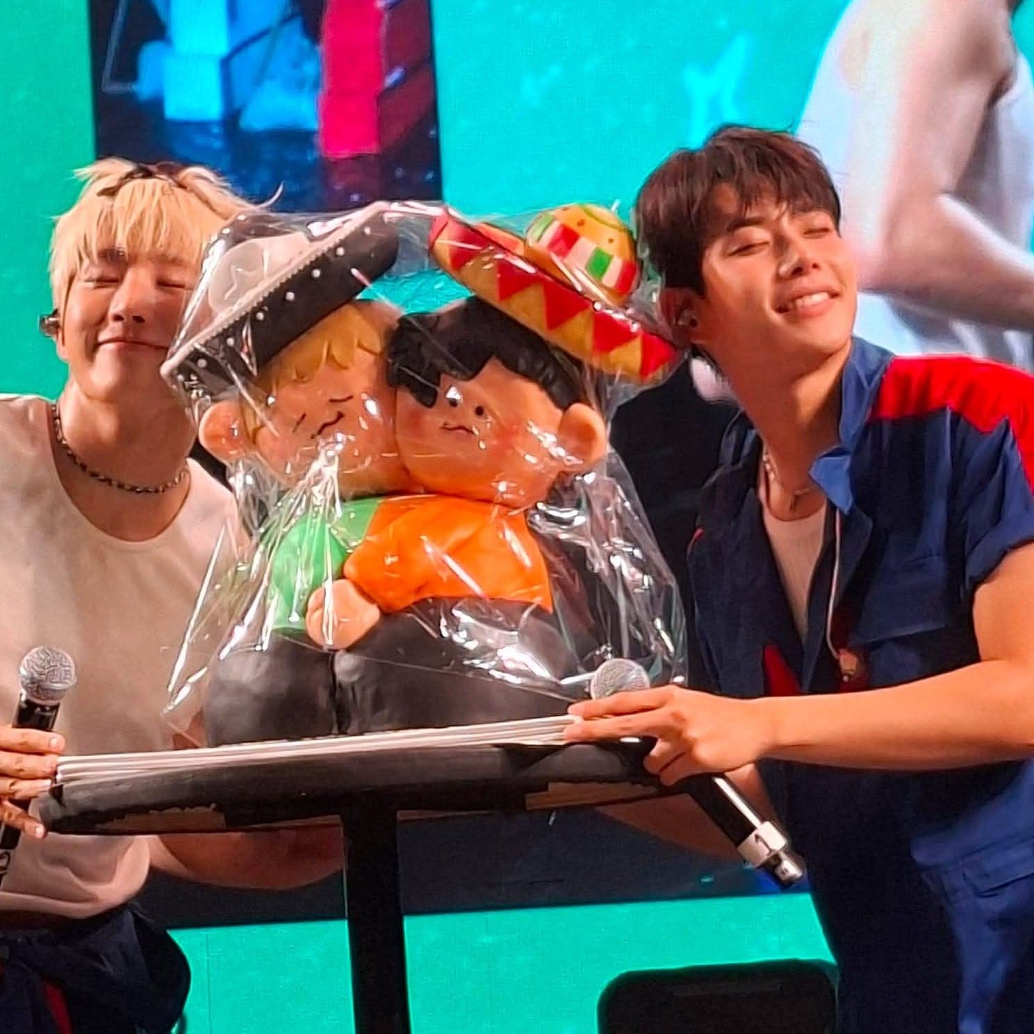 Latest photo of MJ (ASTRO)