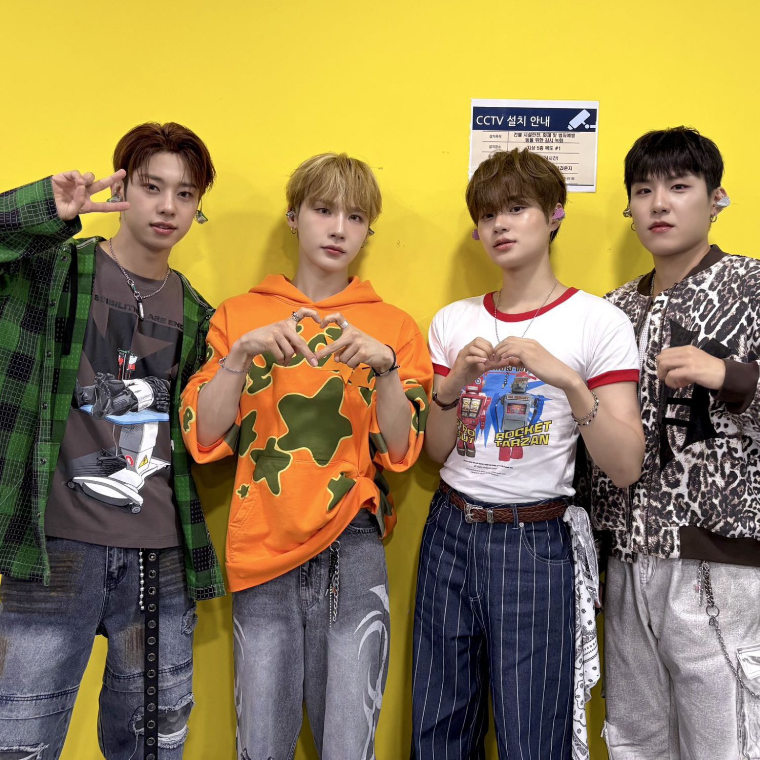 A moment captured by AB6IX's fan