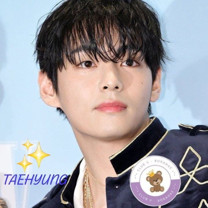 뷔 (방탄소년단)의 최신 사진