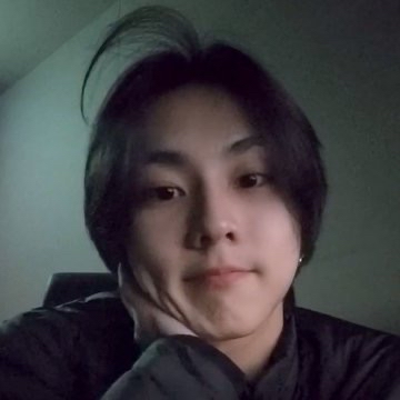 Latest photo of Jungwon (ENHYPEN)