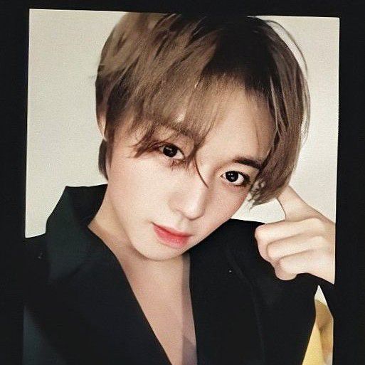 Foto terbaru Park Jihoon