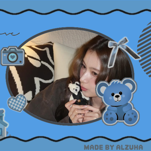 A moment captured by Sana (TWICE)'s fan