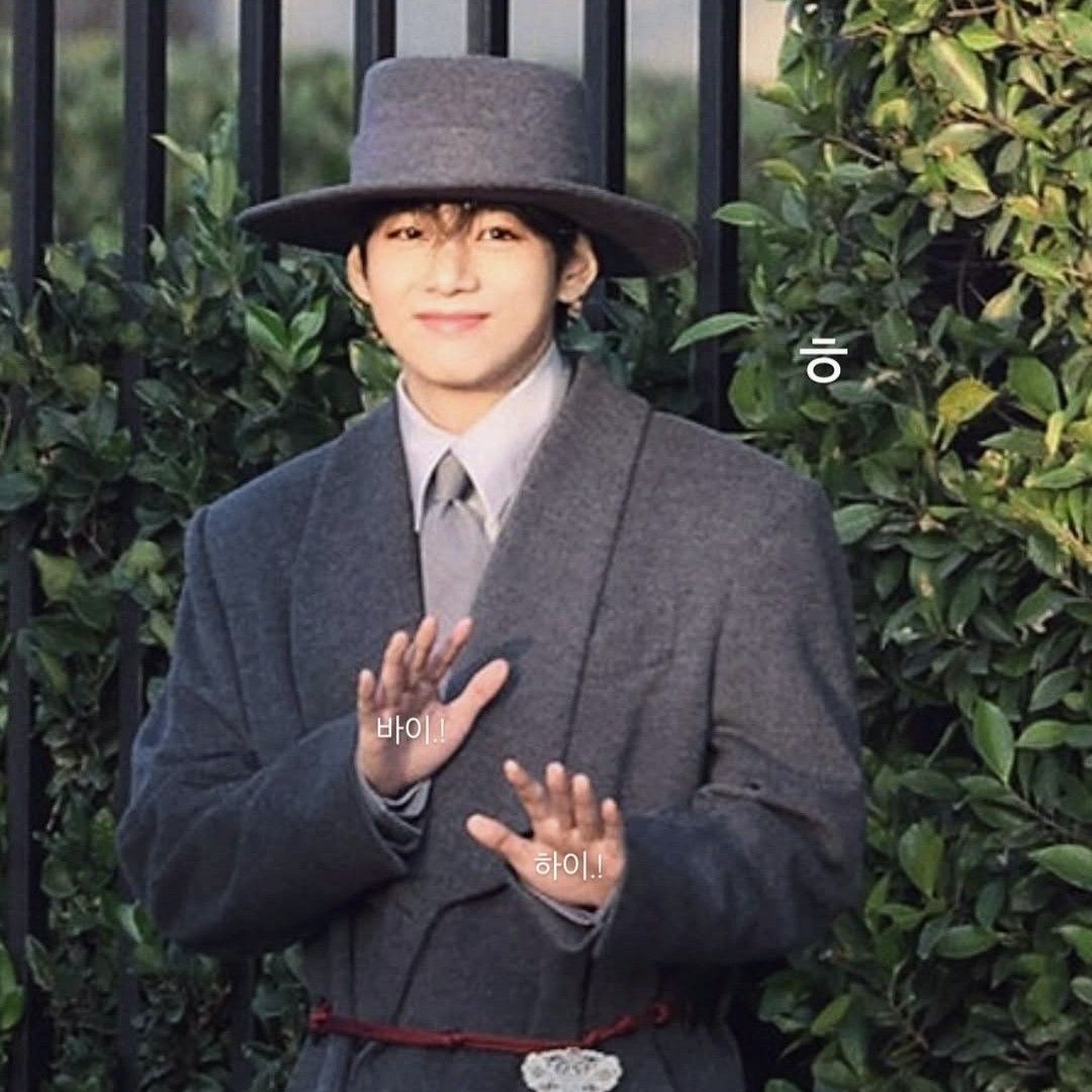 뷔 (방탄소년단)의 비하인드 컷