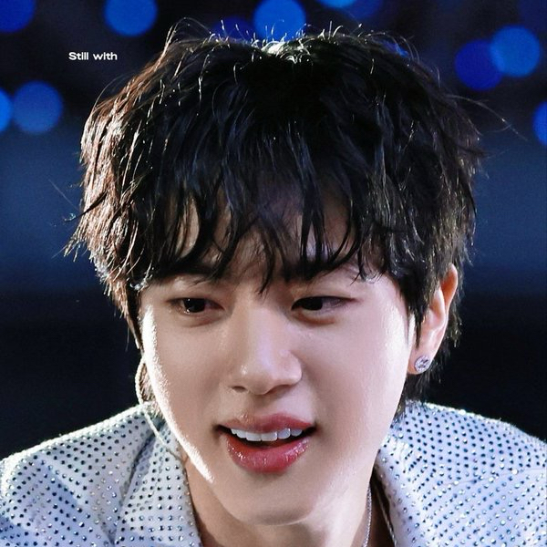 Behind-the-scenes cut of Jin (BTS)