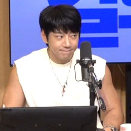 Latest photo of Hwang Chiyeol